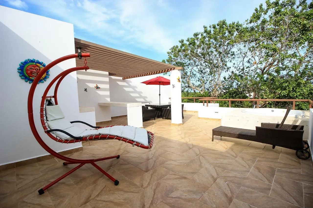 Penthouses With Private Rooftop & Hot Tub In Resort Grounds Akumal Meksyk