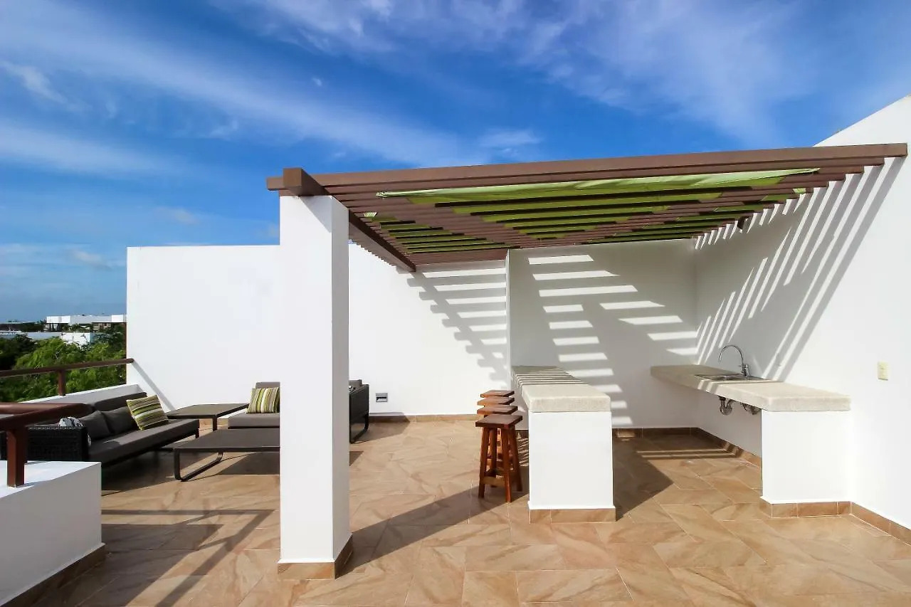 アパート Penthouses With Private Rooftop & Hot Tub In Resort Grounds アクマル