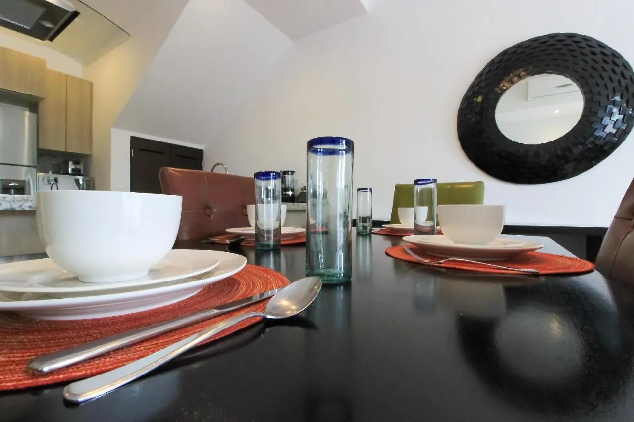 Penthouses With Private Rooftop & Hot Tub In Resort Grounds アクマル 0*,  メキシコ